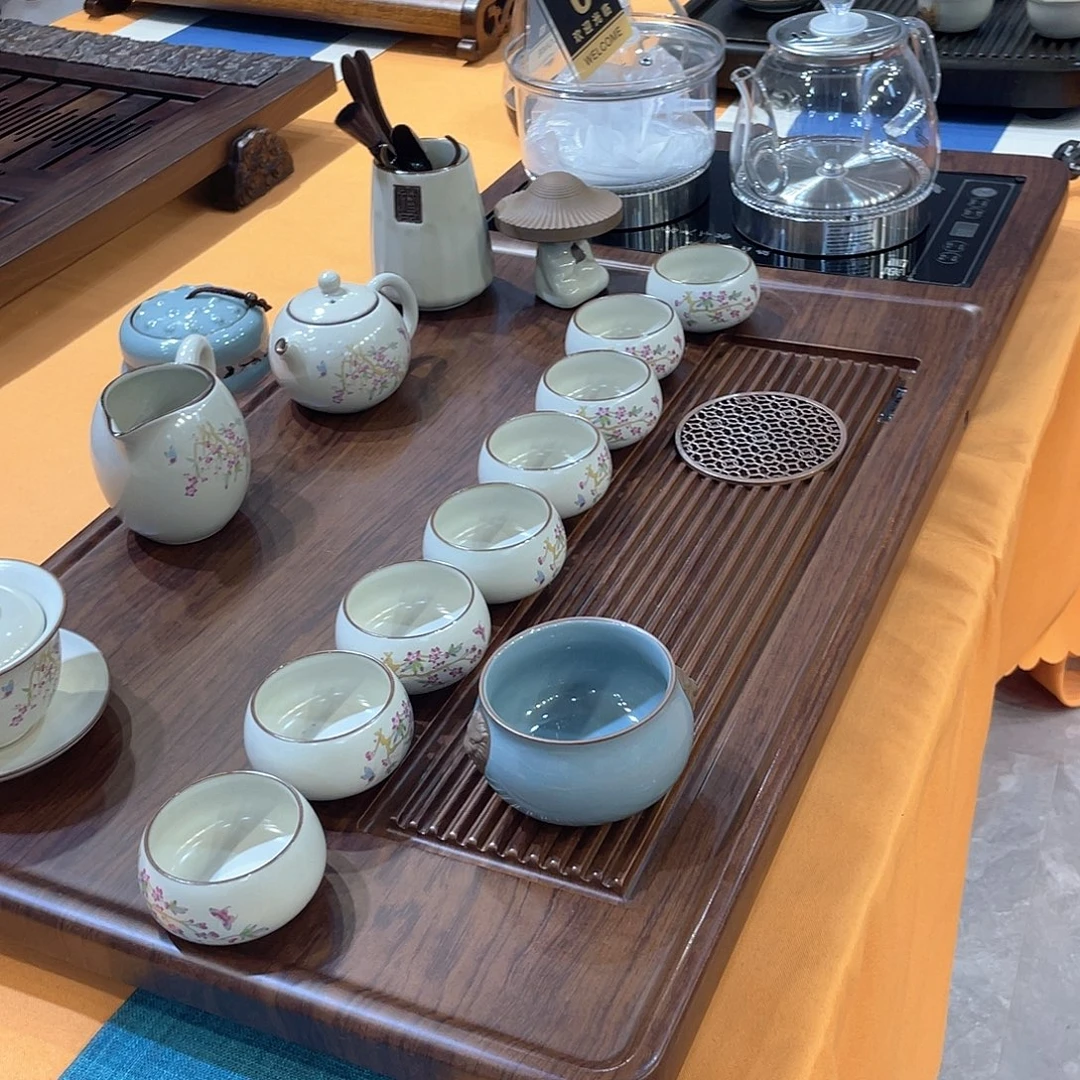 茶盘的形状有很多讲究了呀