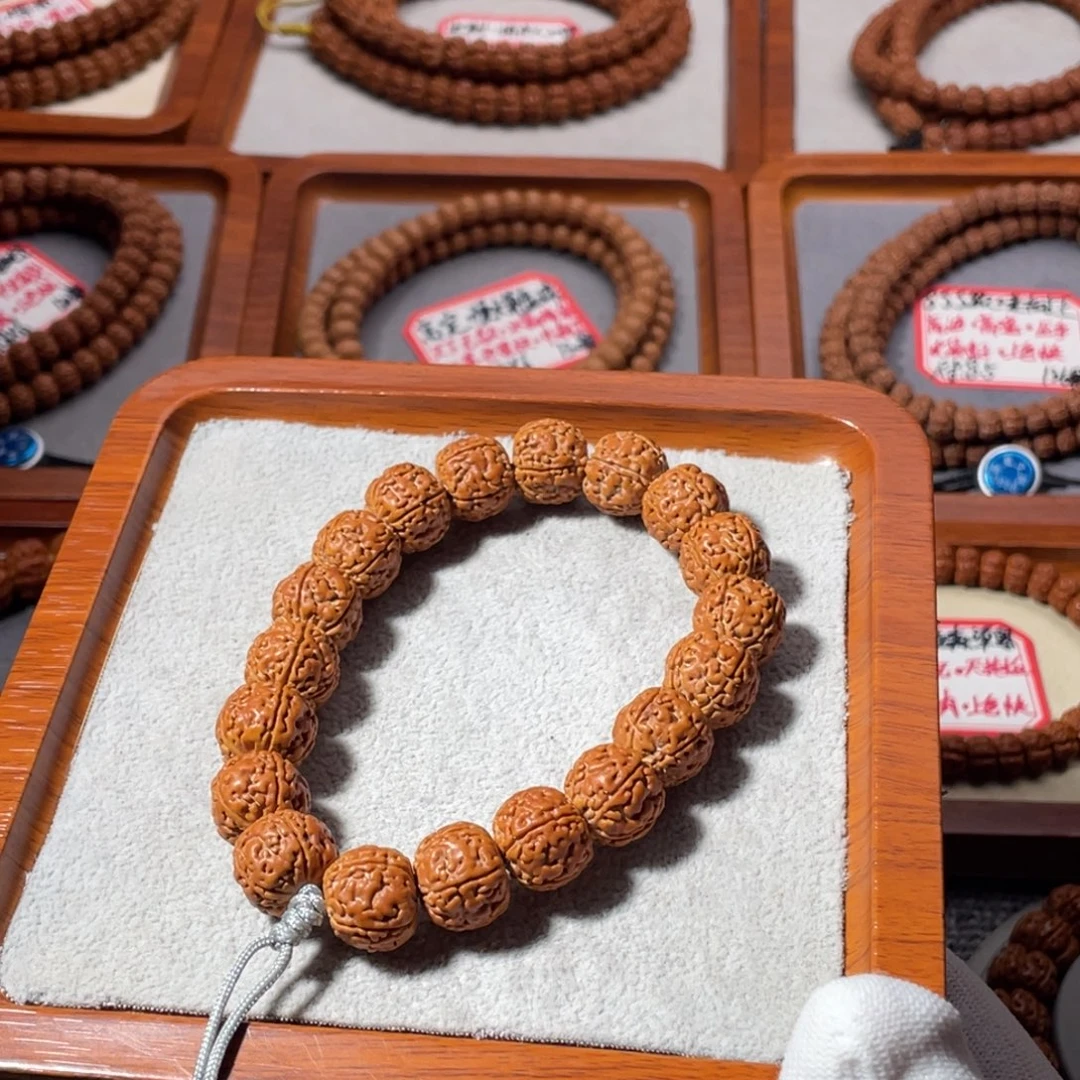 金刚菩提吊坠爆肉梅花14