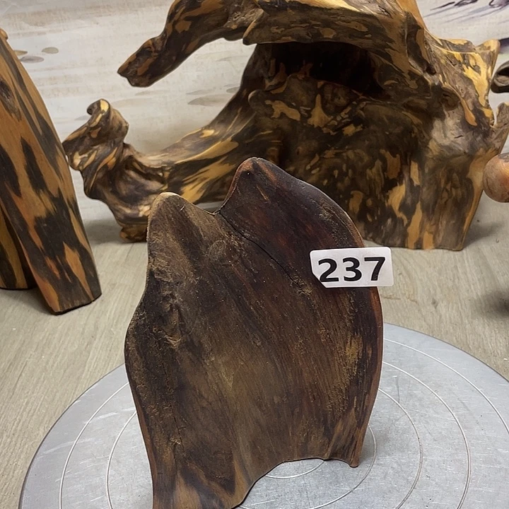 知***言木直播间木质摆件