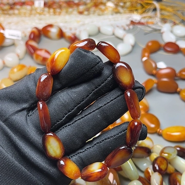 竹***和田玉未镶嵌手链