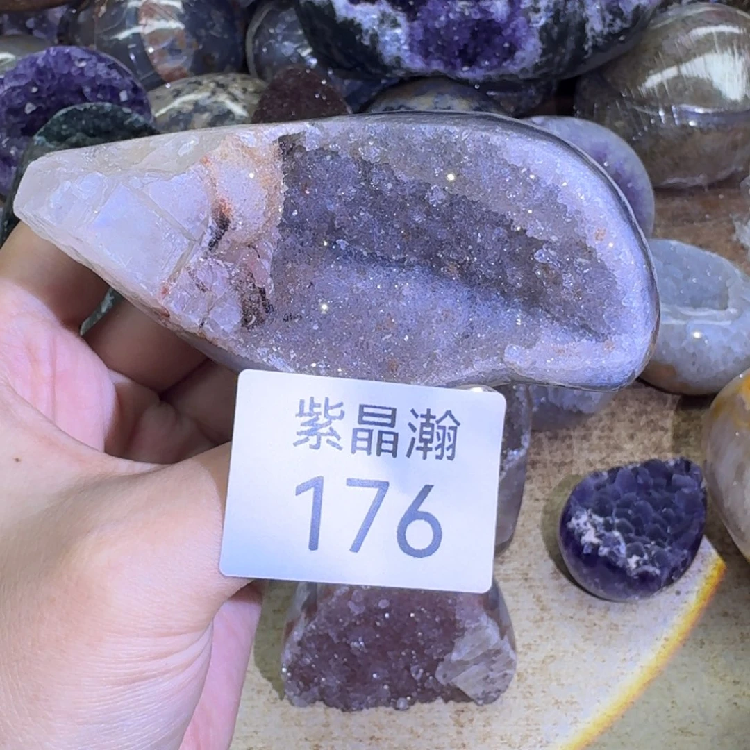 未镶嵌水晶大型摆件（非配饰）