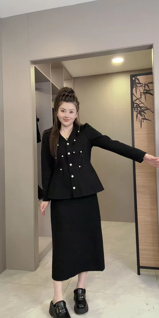 【婷婷】2025秋冬新款加厚尼子6153珠珠套装