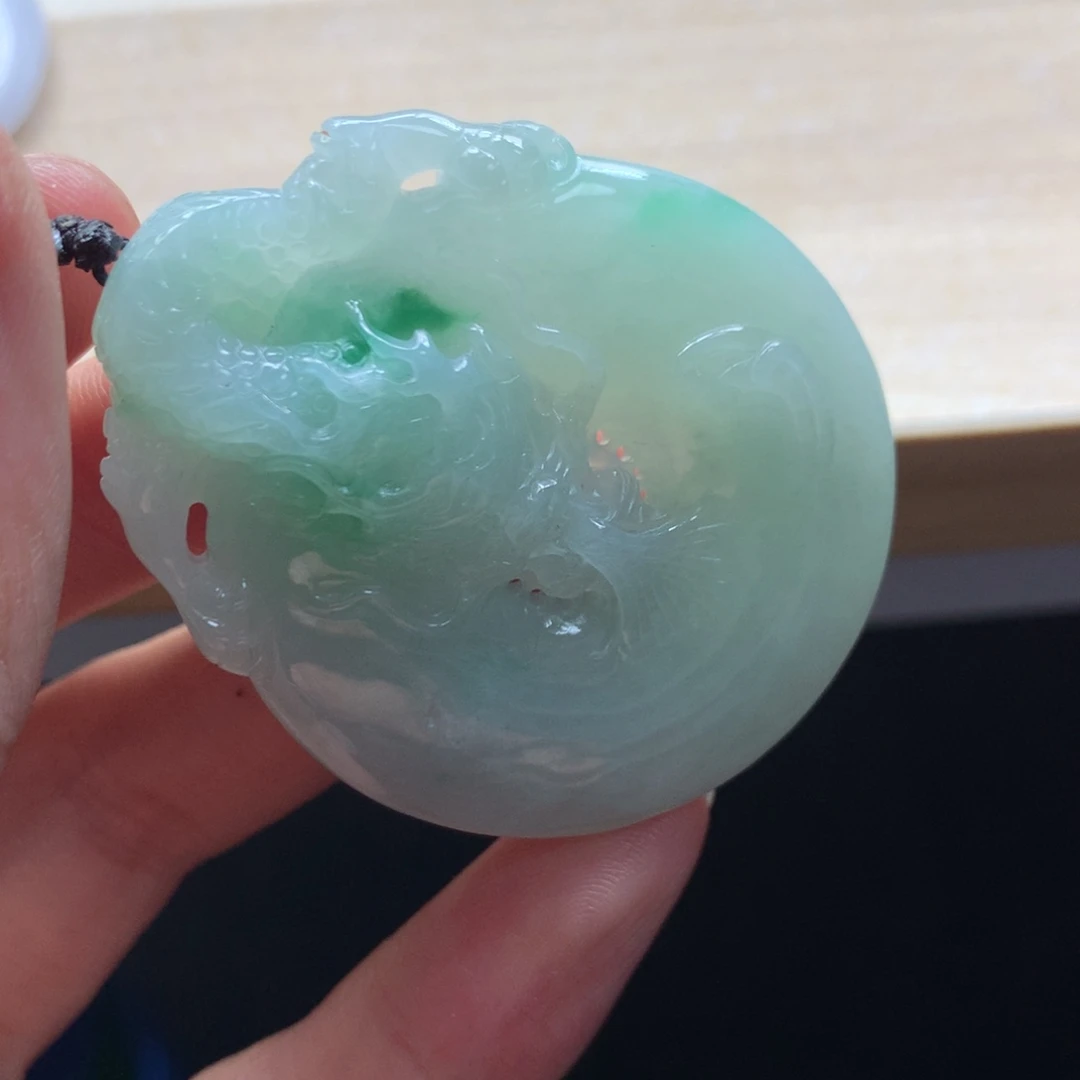 颈饰未镶嵌翡翠吊坠