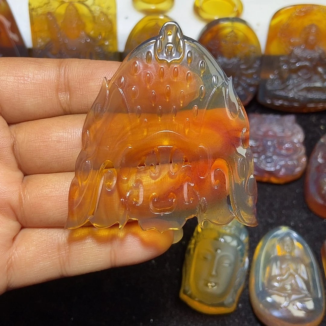 琥珀未镶嵌颈饰缅甸天然琥珀吊坠