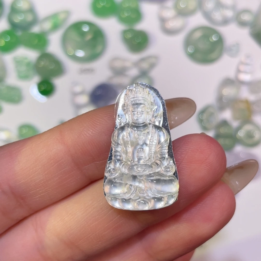 翡翠未镶嵌颈饰裸石