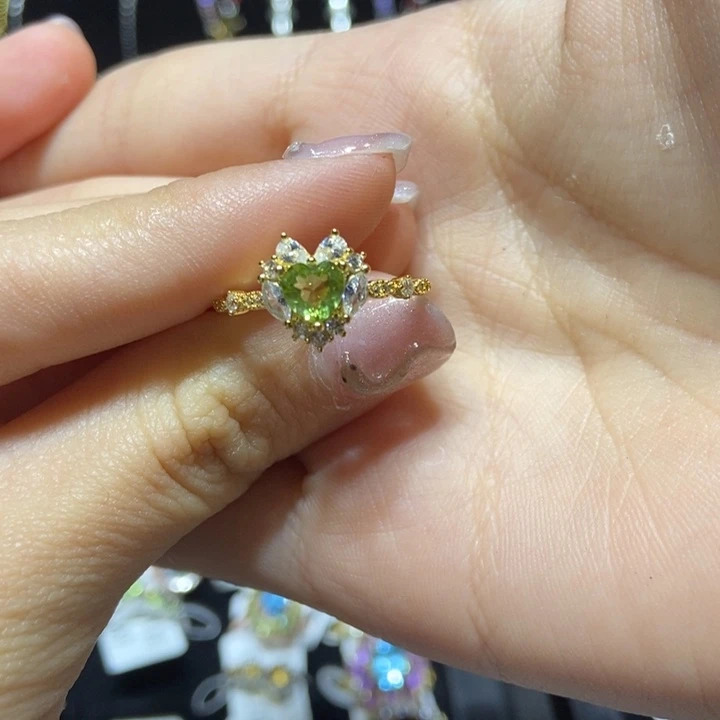 橄榄石戒指银S925镀金镶嵌