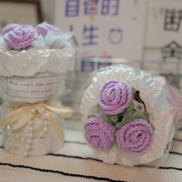 母亲节礼物成品 手工钩织泡泡玫瑰花小香风花束
