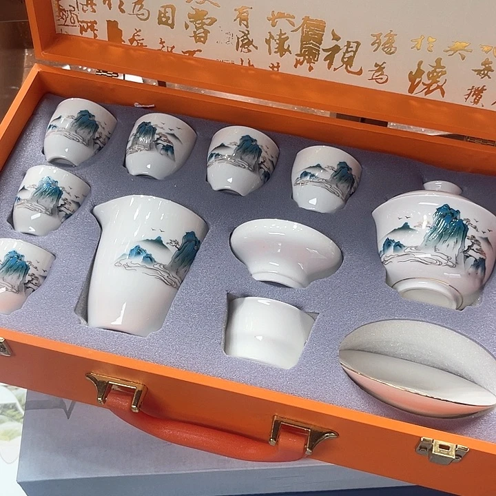 孤品茶具套装等。