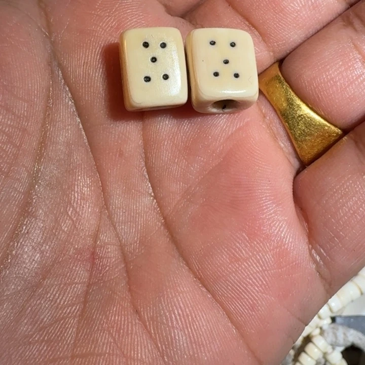 ·***·吊坠菩提根/象牙果