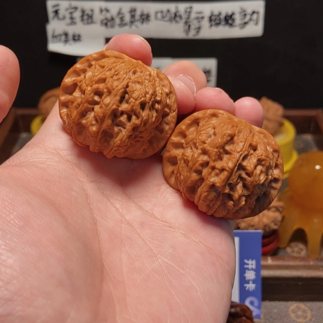 吊坠文玩核桃血麒麟44尺15