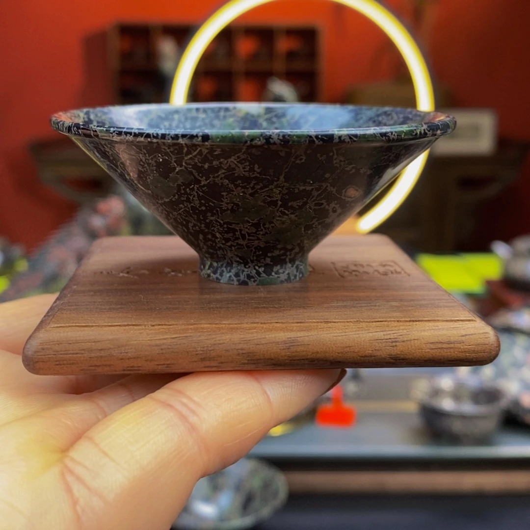 梅花玉精美梅花斗笠盏