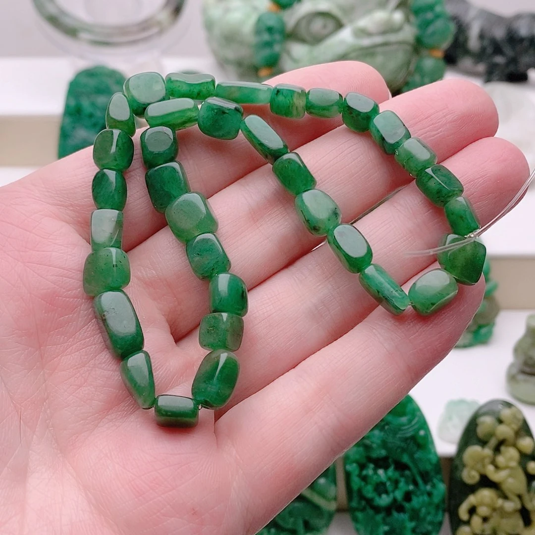 独山玉未镶嵌珠串