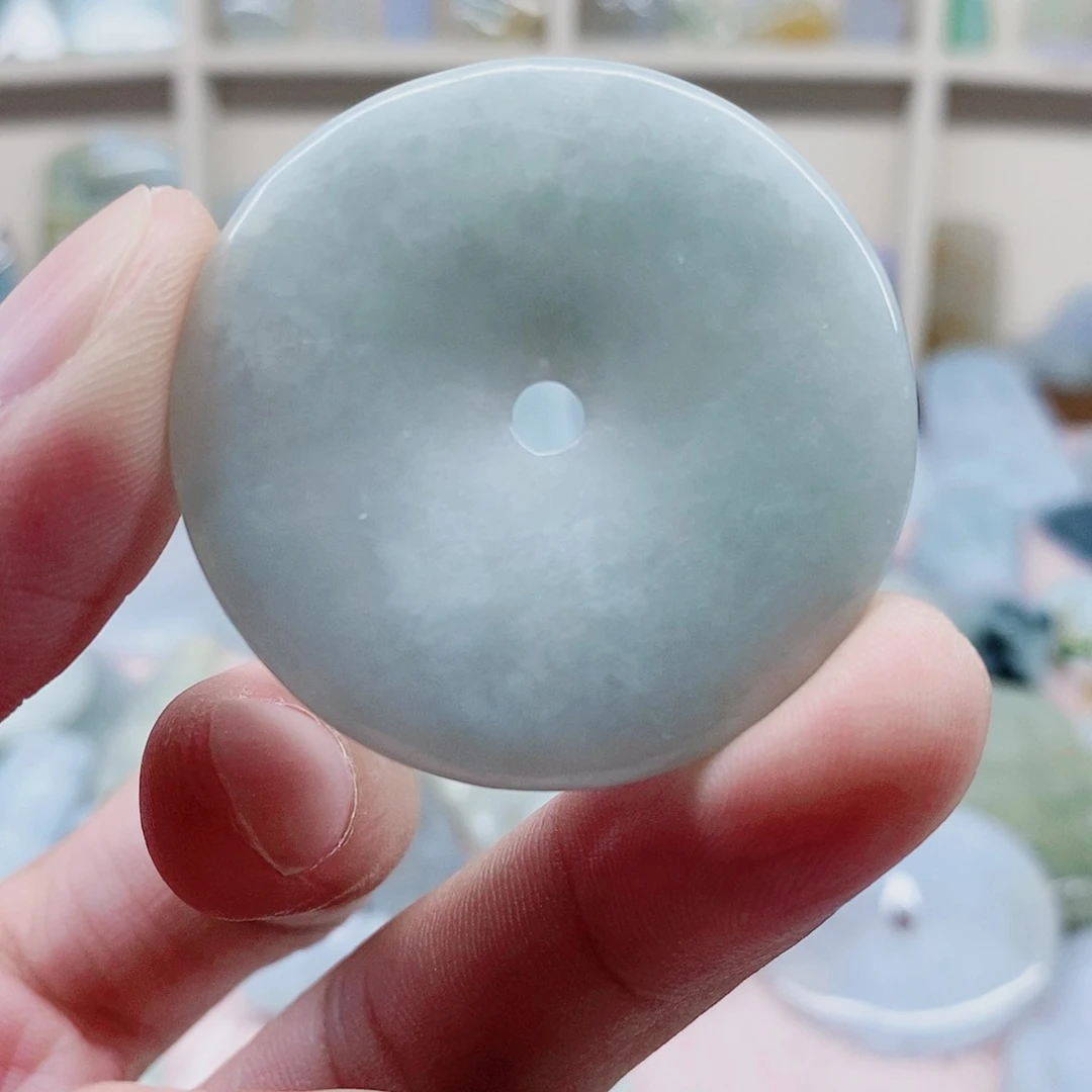 颈饰未镶嵌翡翠天然