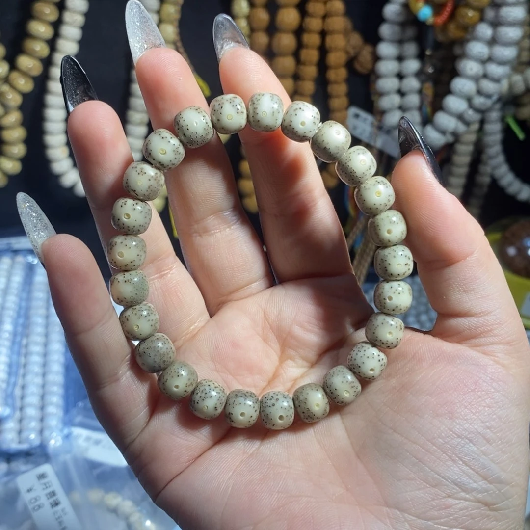 星月菩提手串石玉料款式
