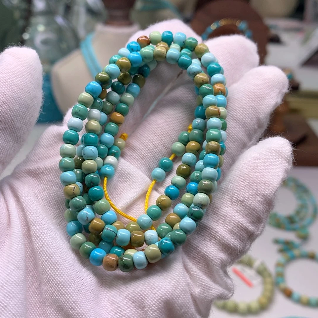 绿松石配饰未镶嵌