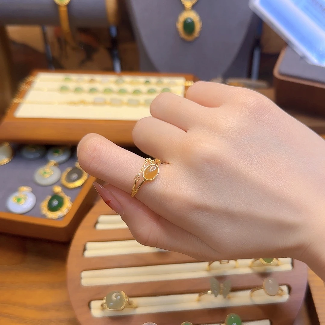 和田玉戒指银S925镀金镶嵌