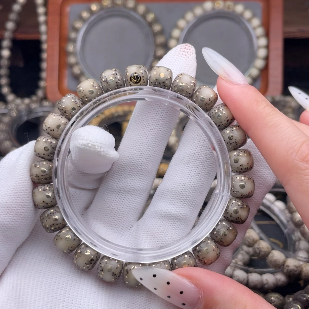 寒***春星月菩提手串星月