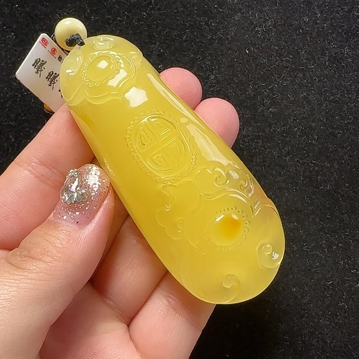 蜜蜡珠宝奇石未镶嵌