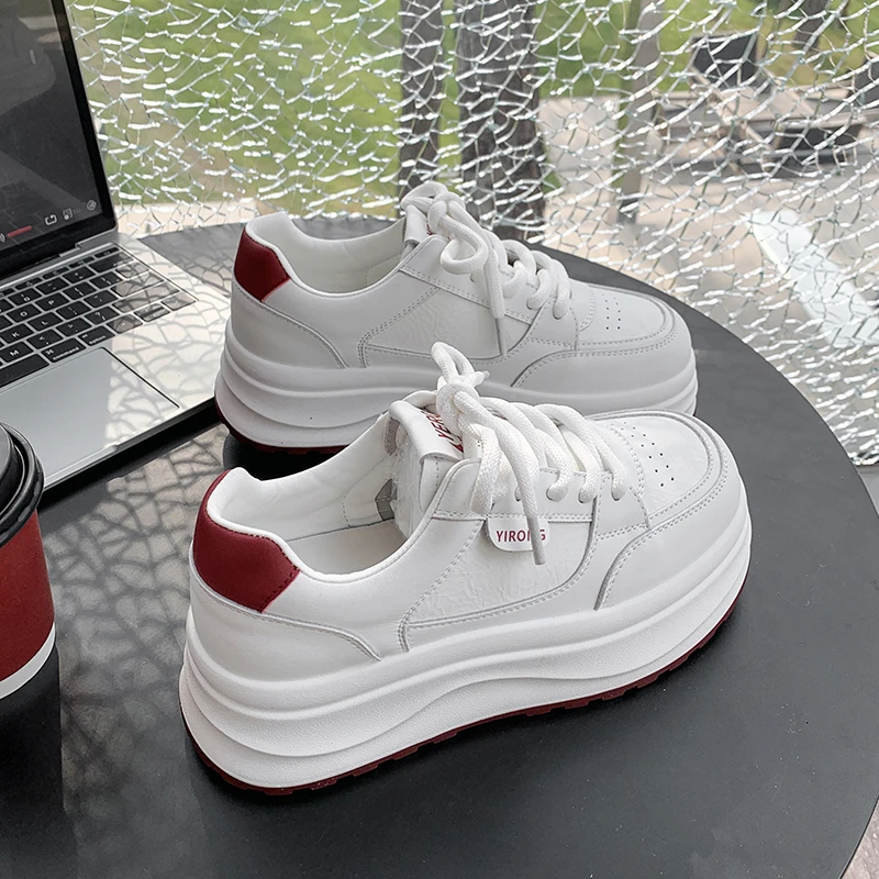 2025春季新款网红低帮韩版女系带厚底拼色百搭学生运动休闲鞋复古