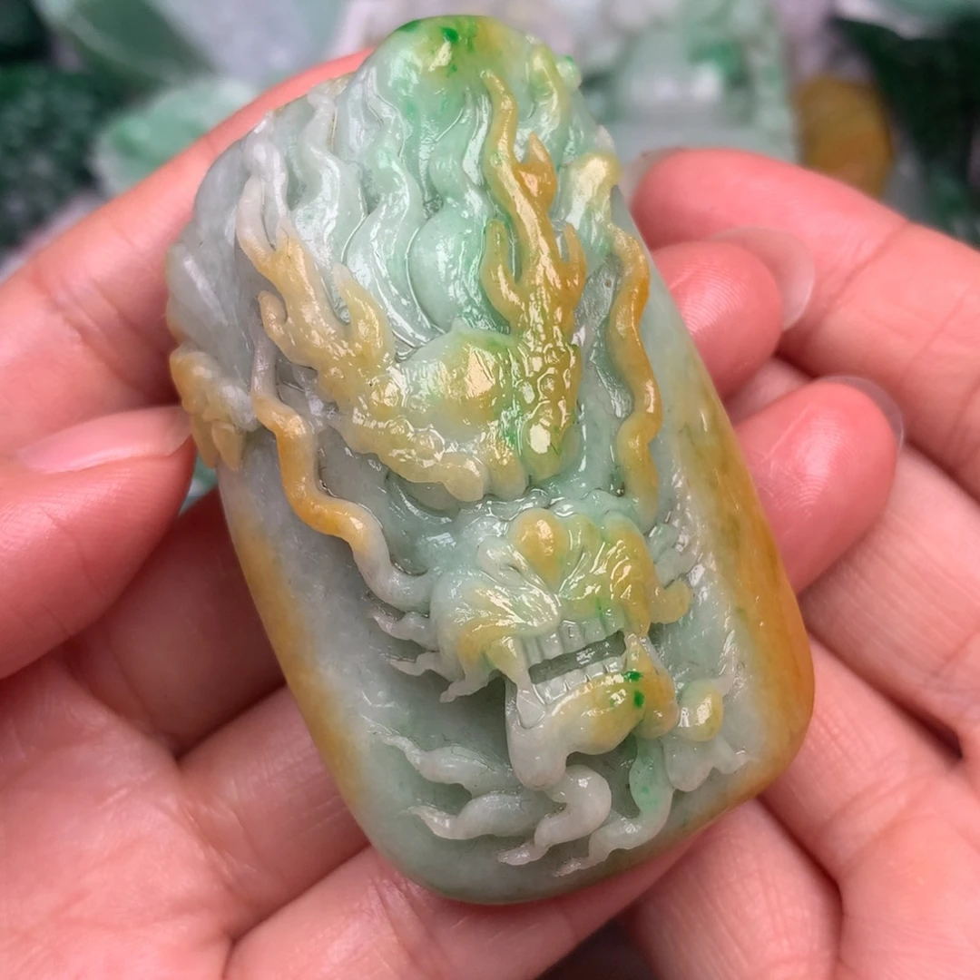 定制翡翠未镶嵌翡翠