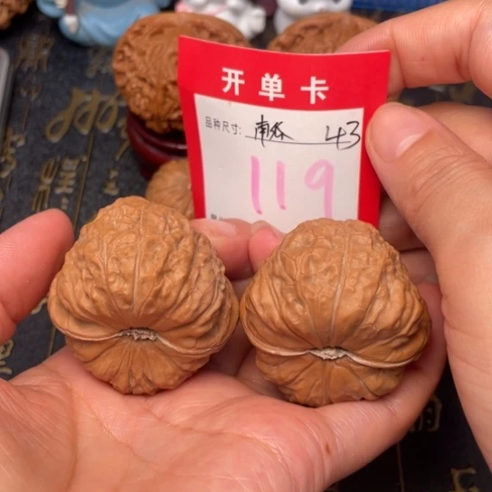 吊坠桃核文玩核桃