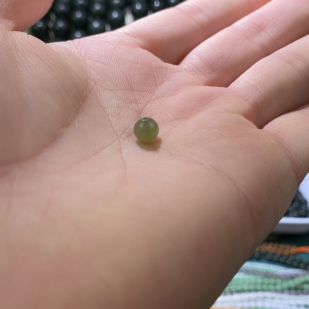 和田玉（青白玉）未镶嵌珠宝半成品