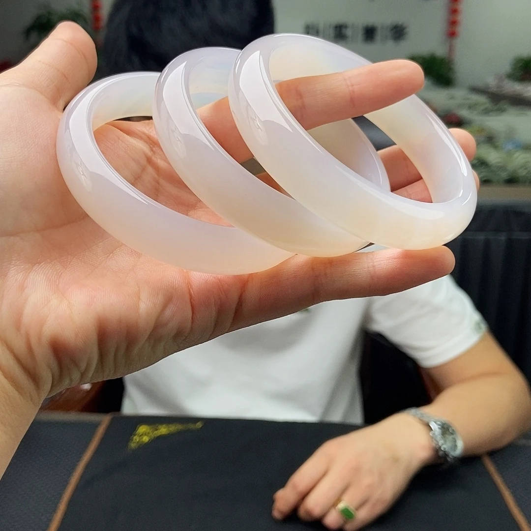 玛瑙/玉髓60-62 颜色多样性发拍一发一未镶嵌