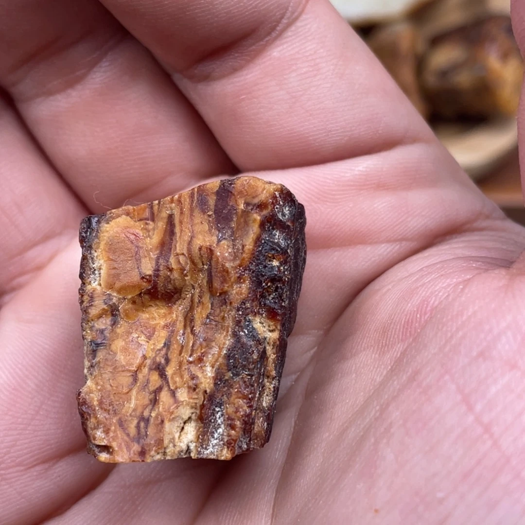 知***乐定制琥珀尾款蜜蜡原石