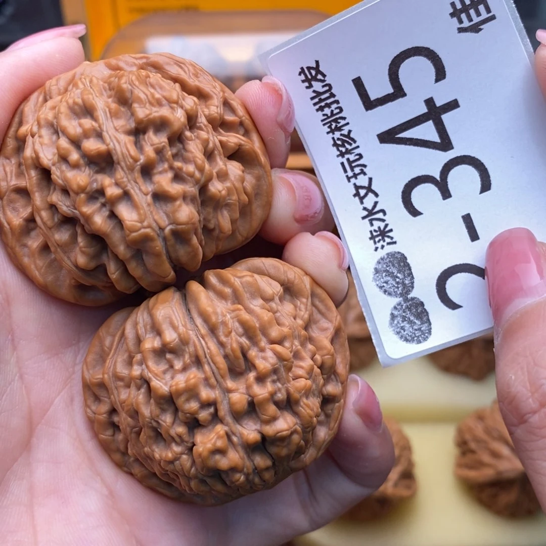 文玩核桃把件46四座楼