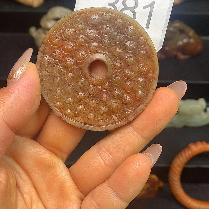 和田玉（糖玉）未镶嵌颈饰