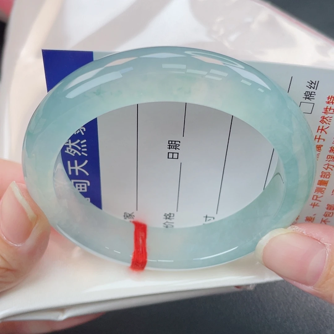 翡翠未镶嵌手镯冰种薄荷绿