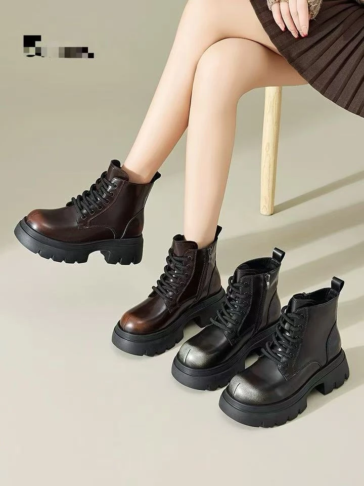秋冬加绒靴子百搭女厚底时尚