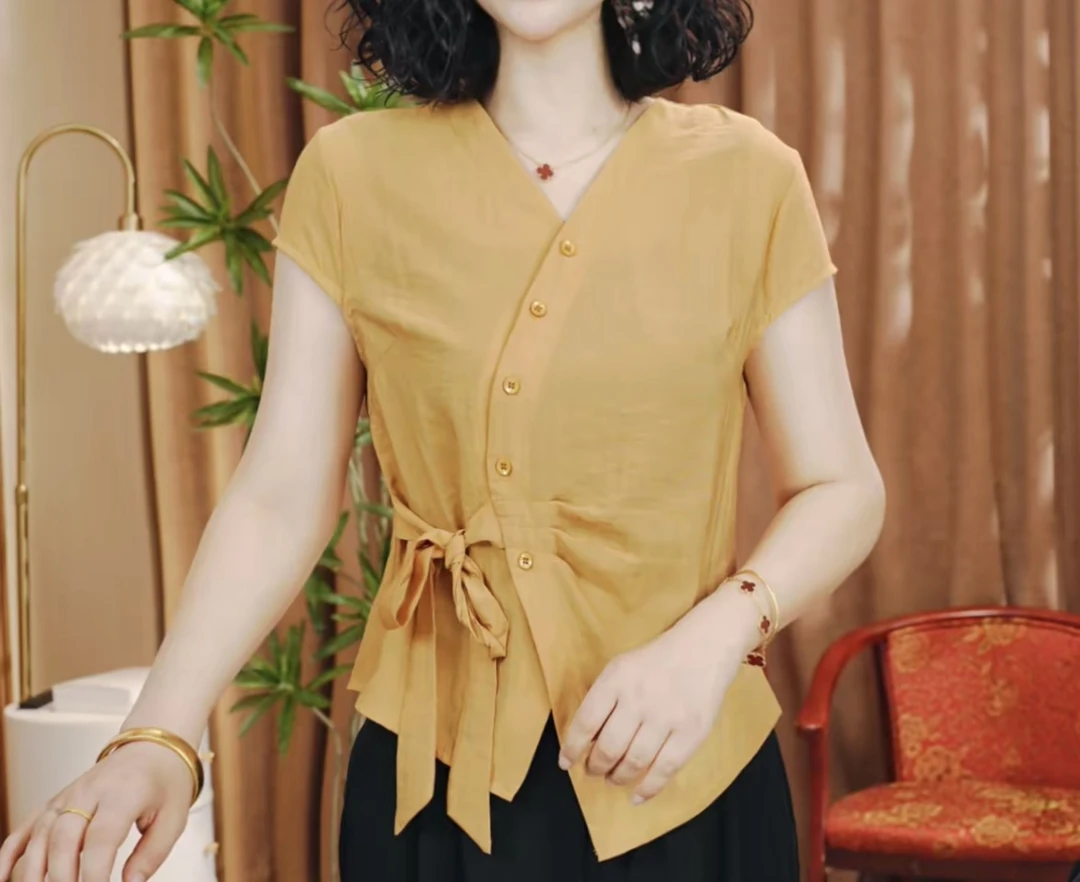 修身型V领短袖常规款T恤时尚常规纯色中老年女装开衫不规则开衫