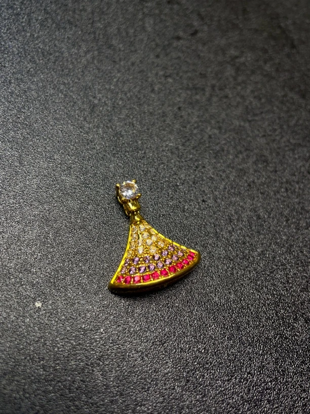 【合成/培育】18k金 Au750吊坠 g858