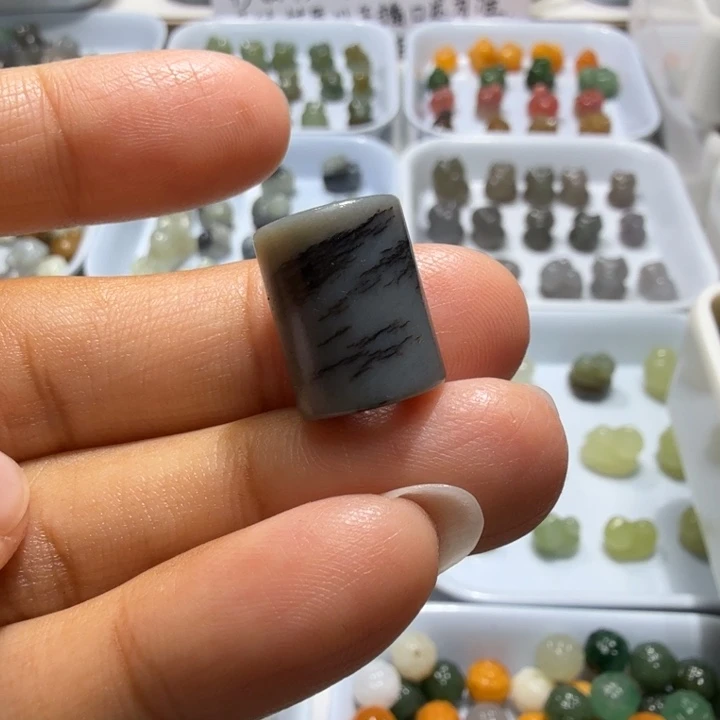 未镶嵌和田玉珠宝半成品