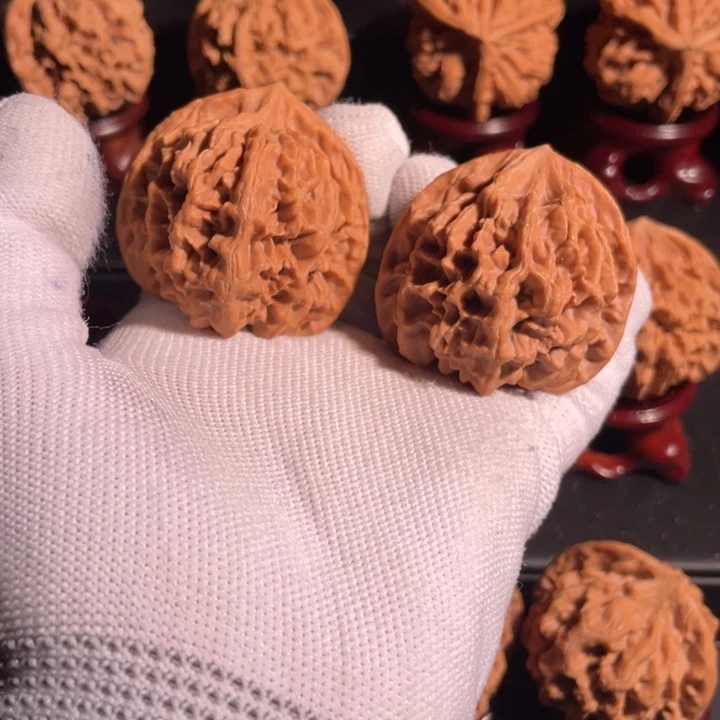 文玩核桃吊坠42官帽