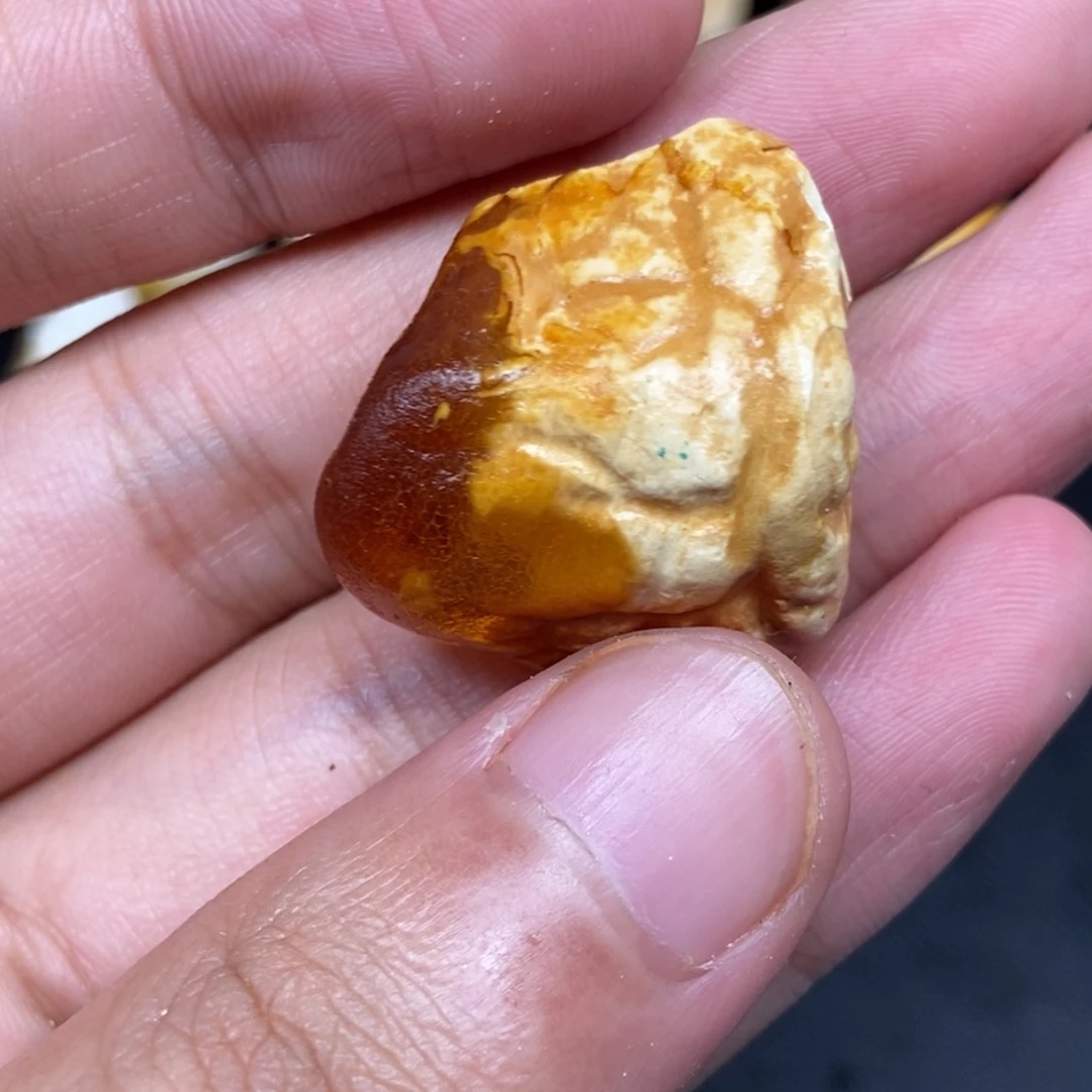 北***赁定制琥珀未镶嵌定制