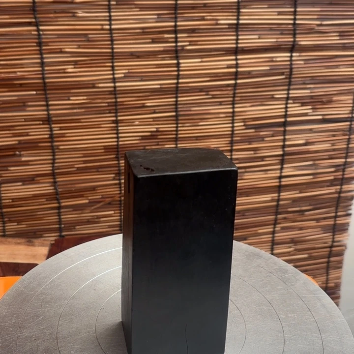 雅***人大叶紫檀（黑酸枝木类）