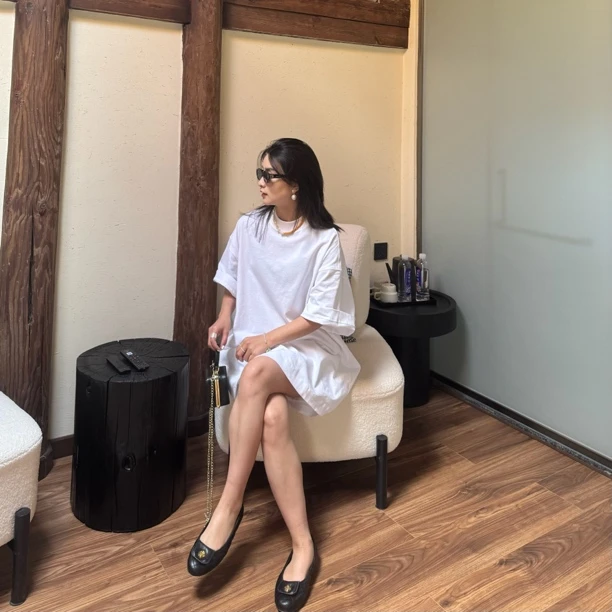 《男友T宽松大版纯色简约T恤》9295#