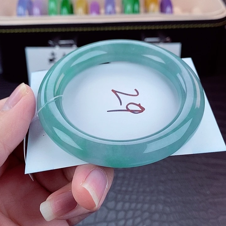 时尚潮流百搭手镯