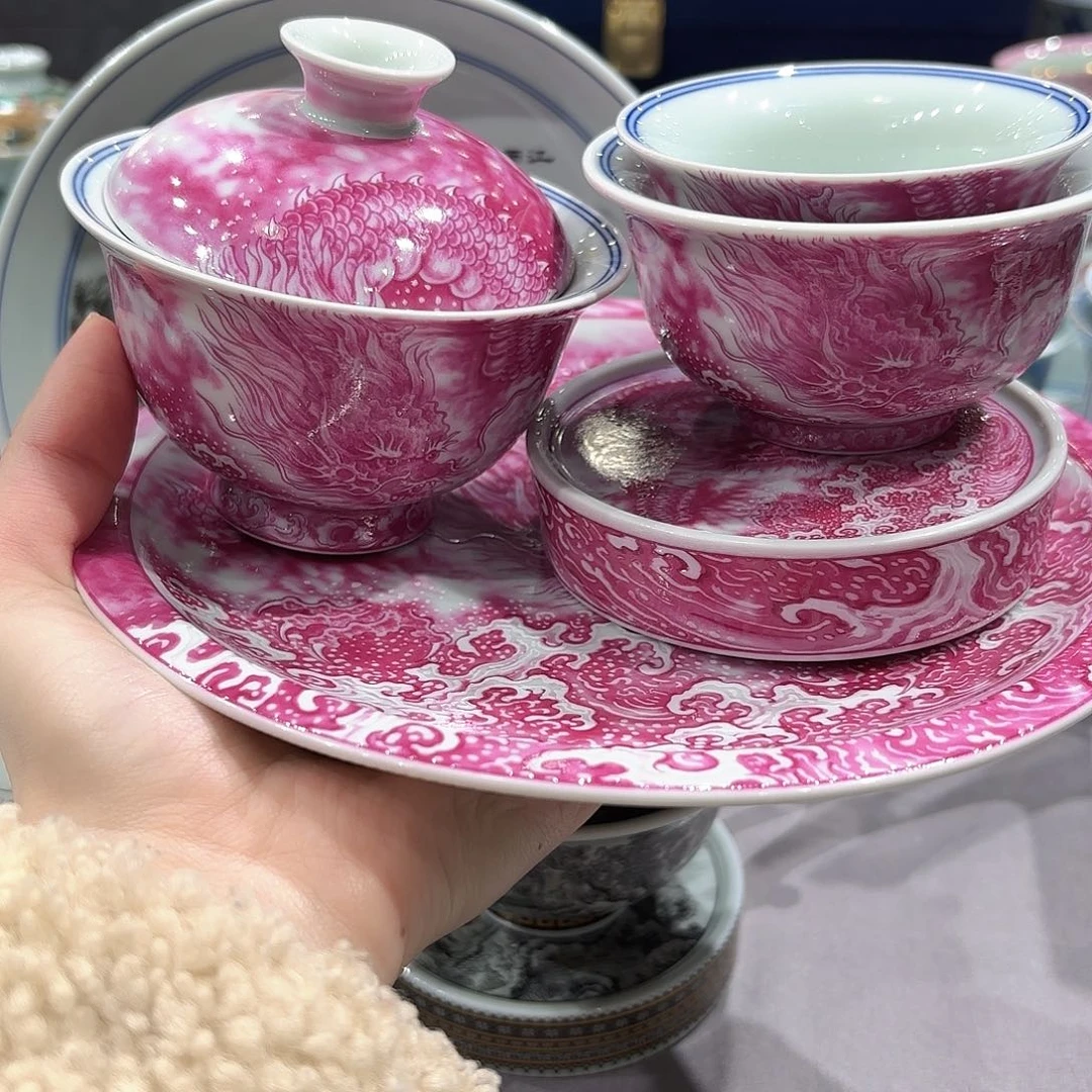 瓷片景德镇瓷器精品陈列