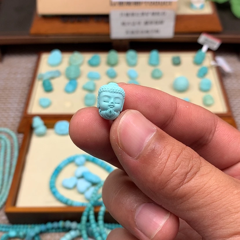 【闪购商品】绿松石未镶嵌颈饰凌*耶10