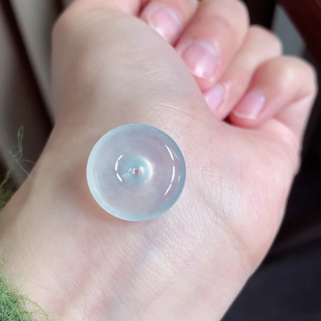 翡翠颈饰未镶嵌扣子