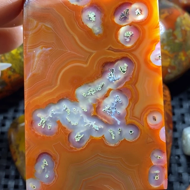 未镶嵌颈饰玛瑙/玉髓温****3