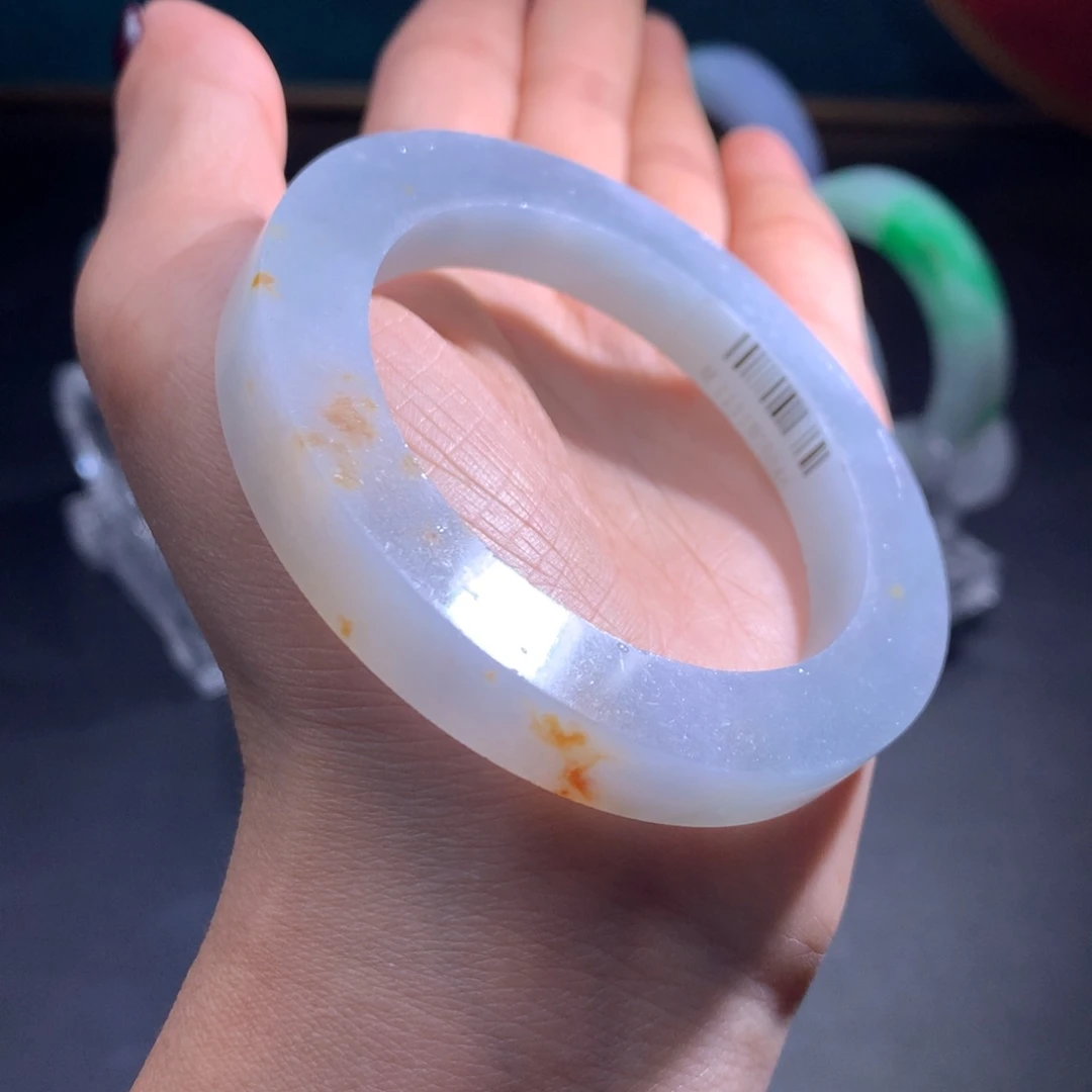 未镶嵌翡翠手镯定制翡翠