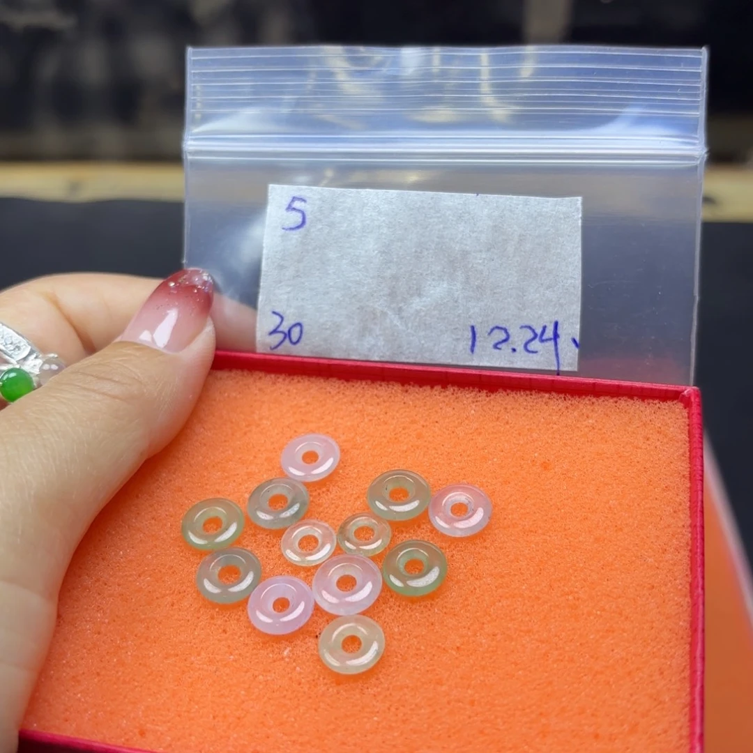 定制翡翠未镶嵌不退