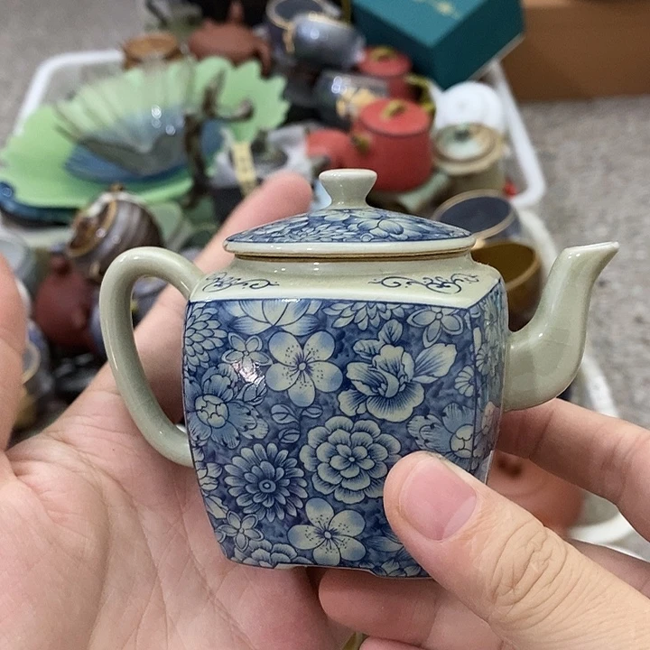 陶瓷艺术品及陶瓷制品