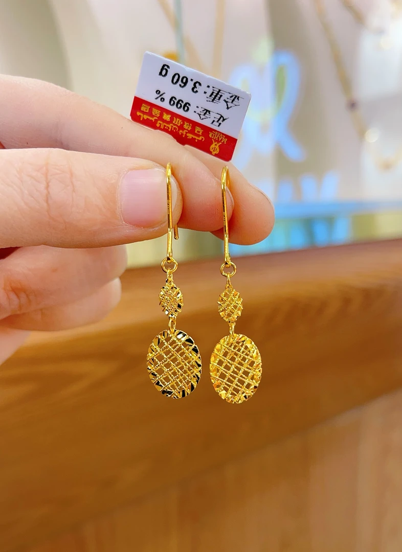 足金耳环3.60克（740/克）