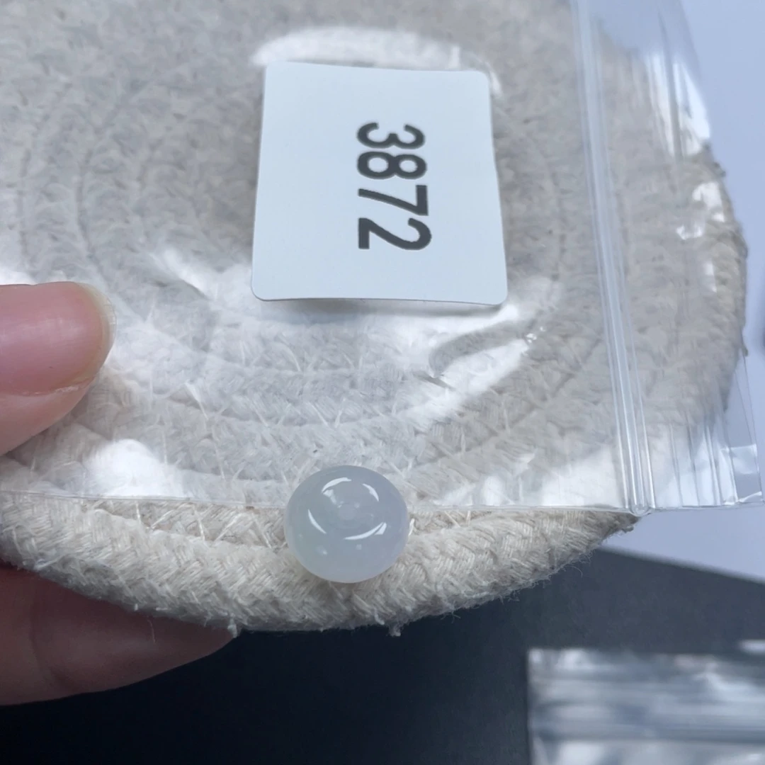 翡翠未镶嵌颈饰天然A货缅甸翡翠