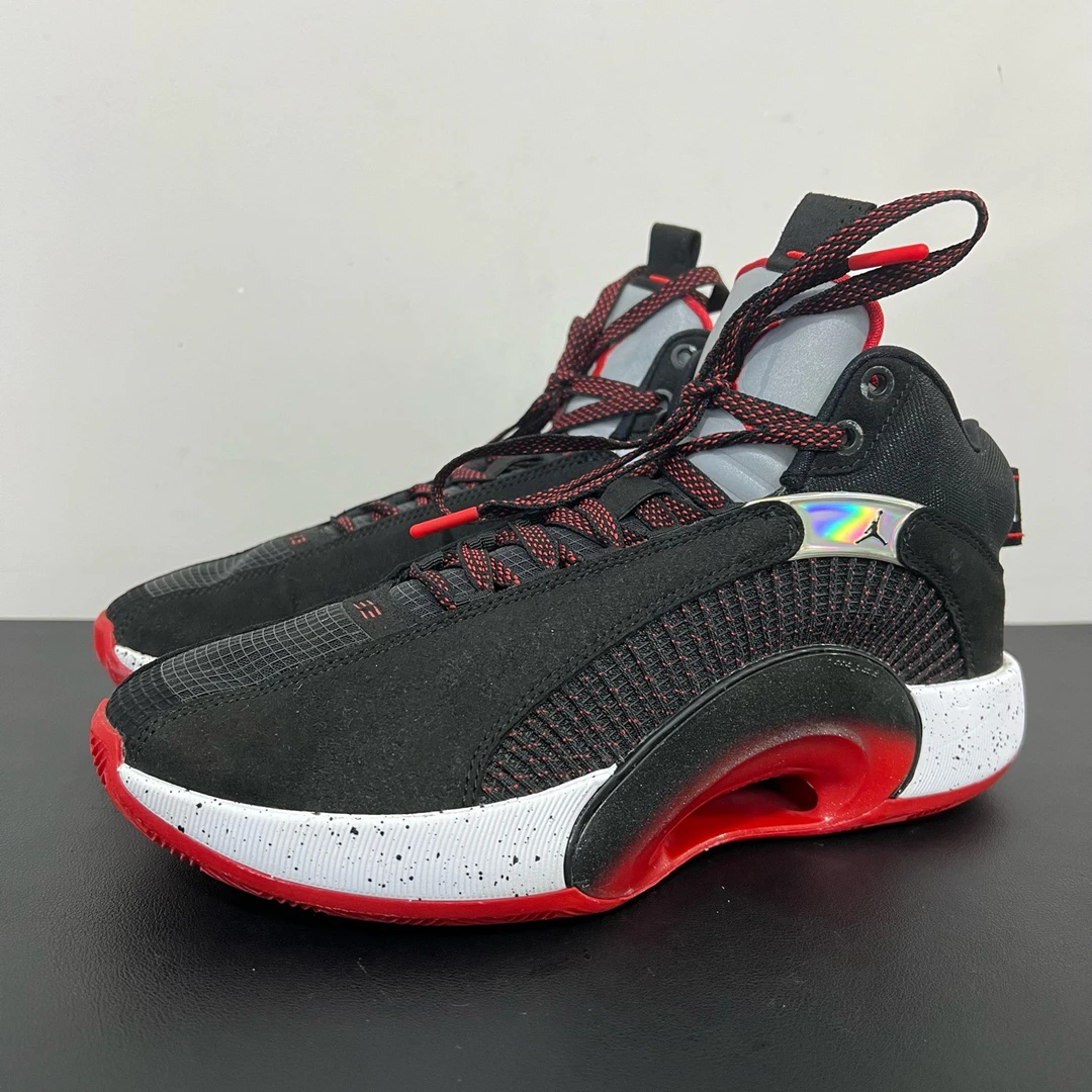 95新 AIR JORDAN 42.5码/AJ35黑红潮鞋球鞋/95新/无原盒